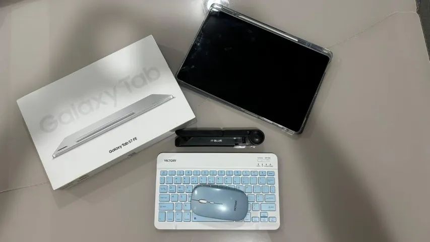 Tablet Samsung Galaxy Tab S7 Fe 6g/128gb S Pen + Acessórios