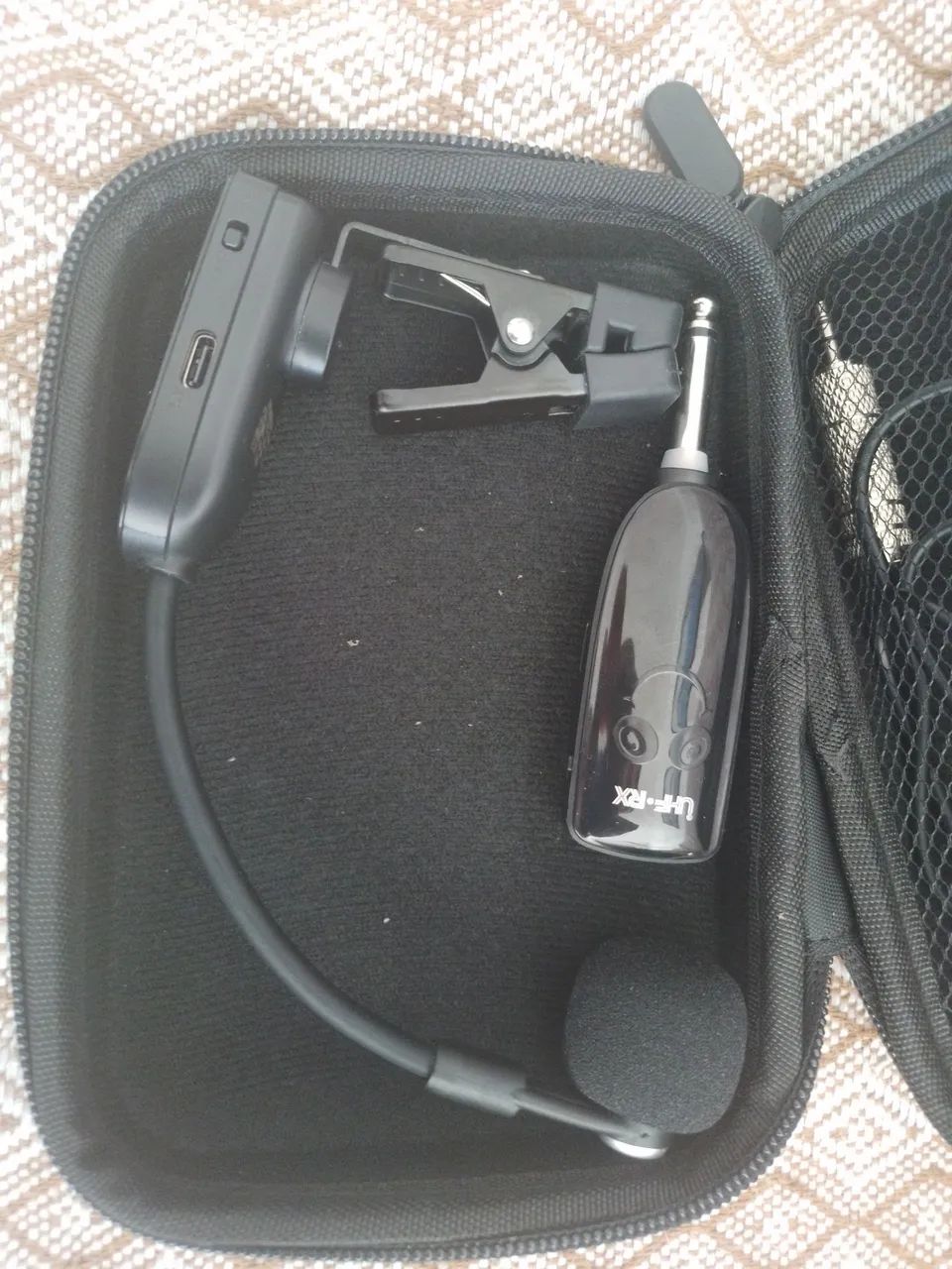 Microfone sem fio para sax