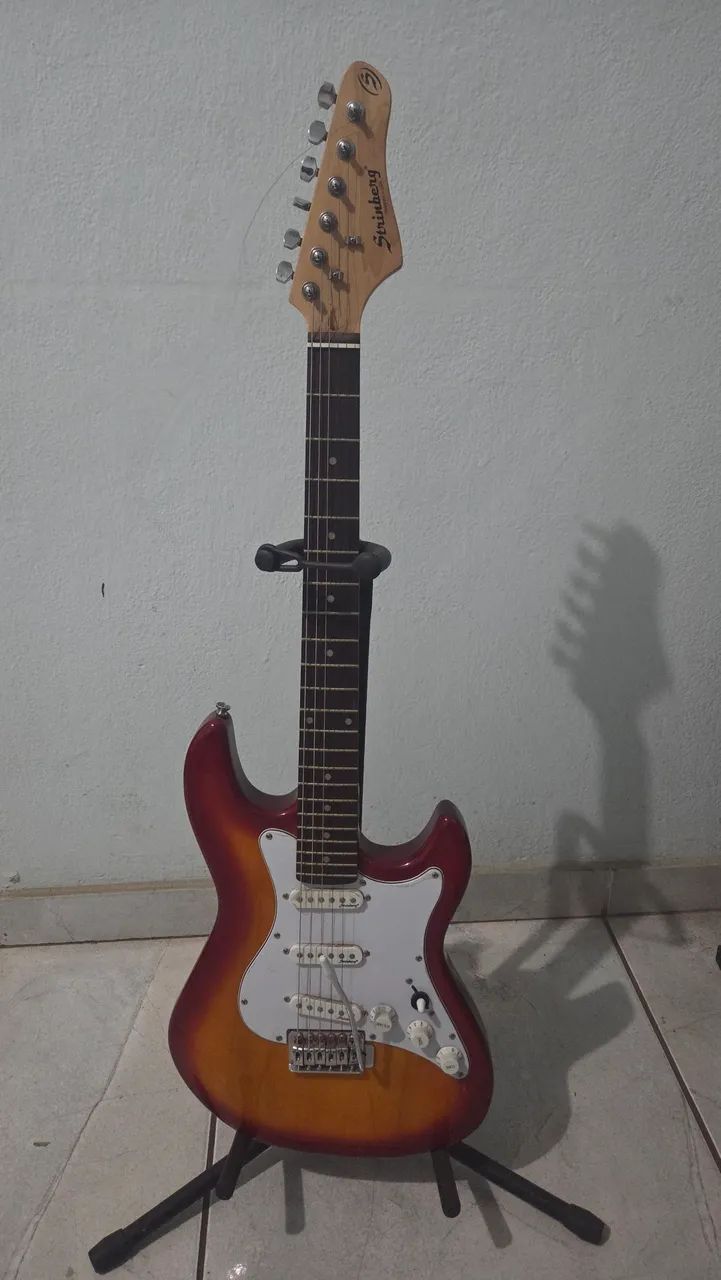Guitarra quase nunca usada - Foto 2