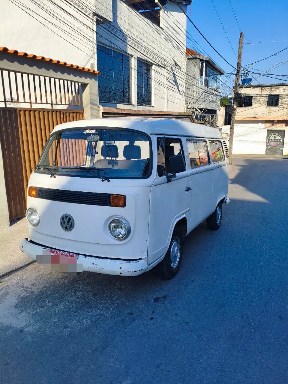 Volkswagen Kombi Kombi Lotação 1.6 MPi 2004