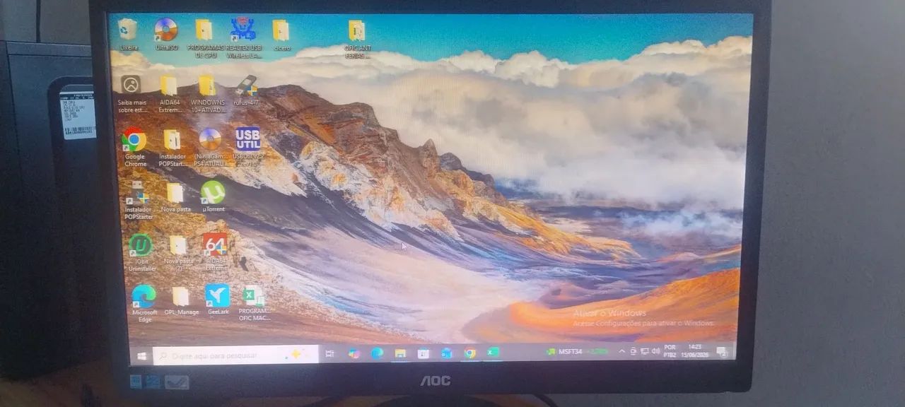  MONITOR  AOC  250 REAIS