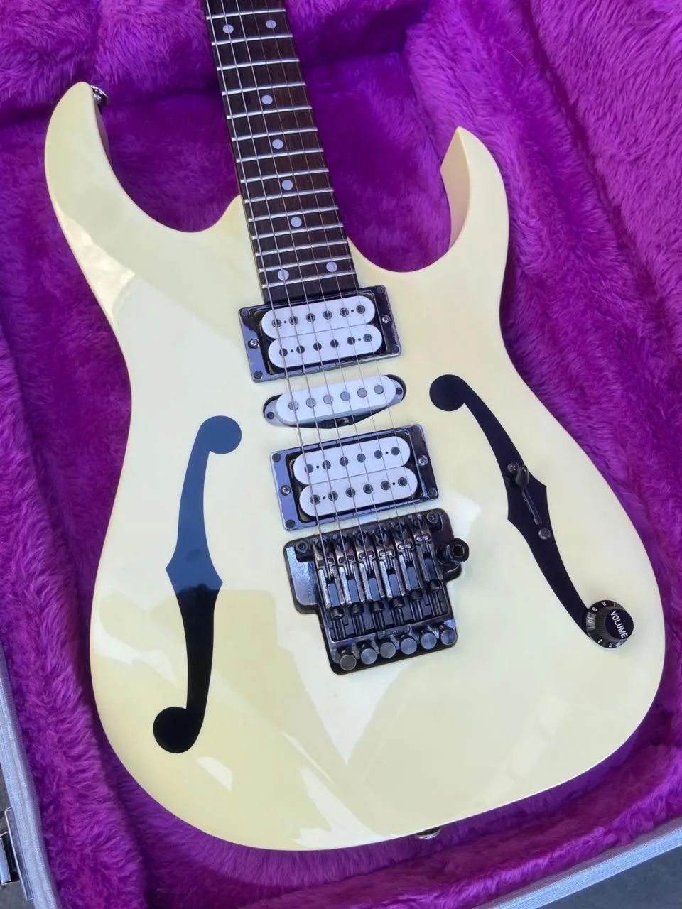 Ibanez PGM 30 Japan + Case - Instrumentos musicais - Antares