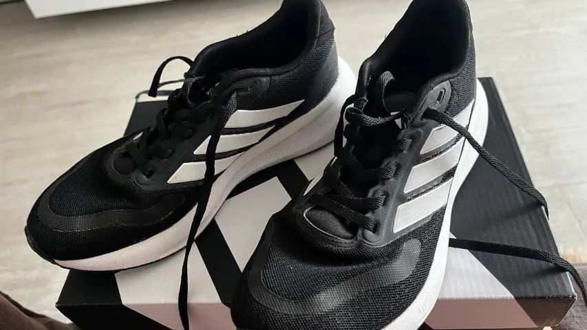 Tênis Addidas infantil - Foto 2