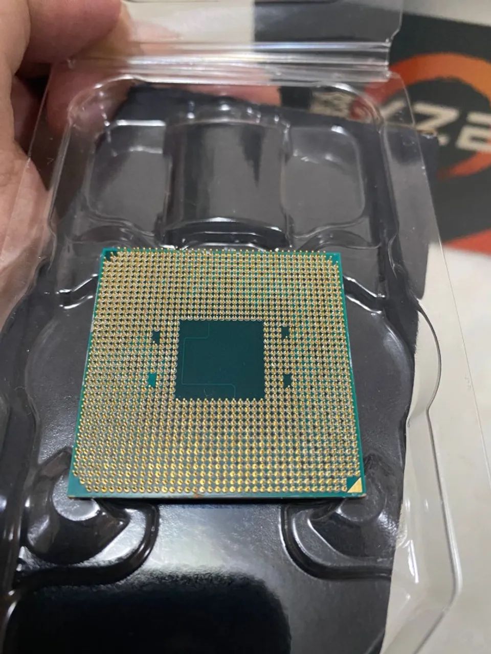 Processador AMD Ryzen 3 2200G + Vídeo Integrado Vega 8 (Na Caixa / Com Cooler) - Foto 2