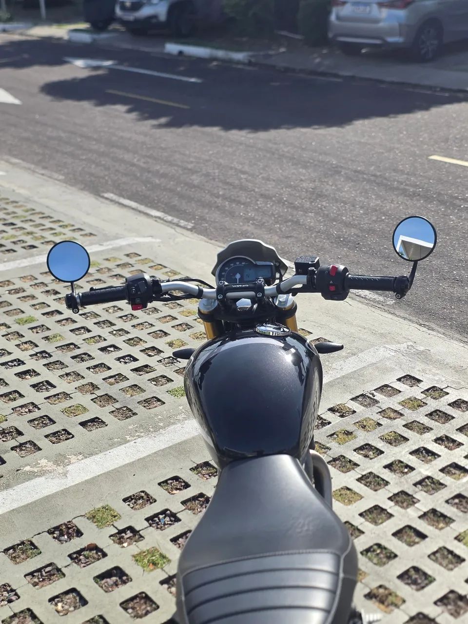Triumph Speed 400 - Foto 4