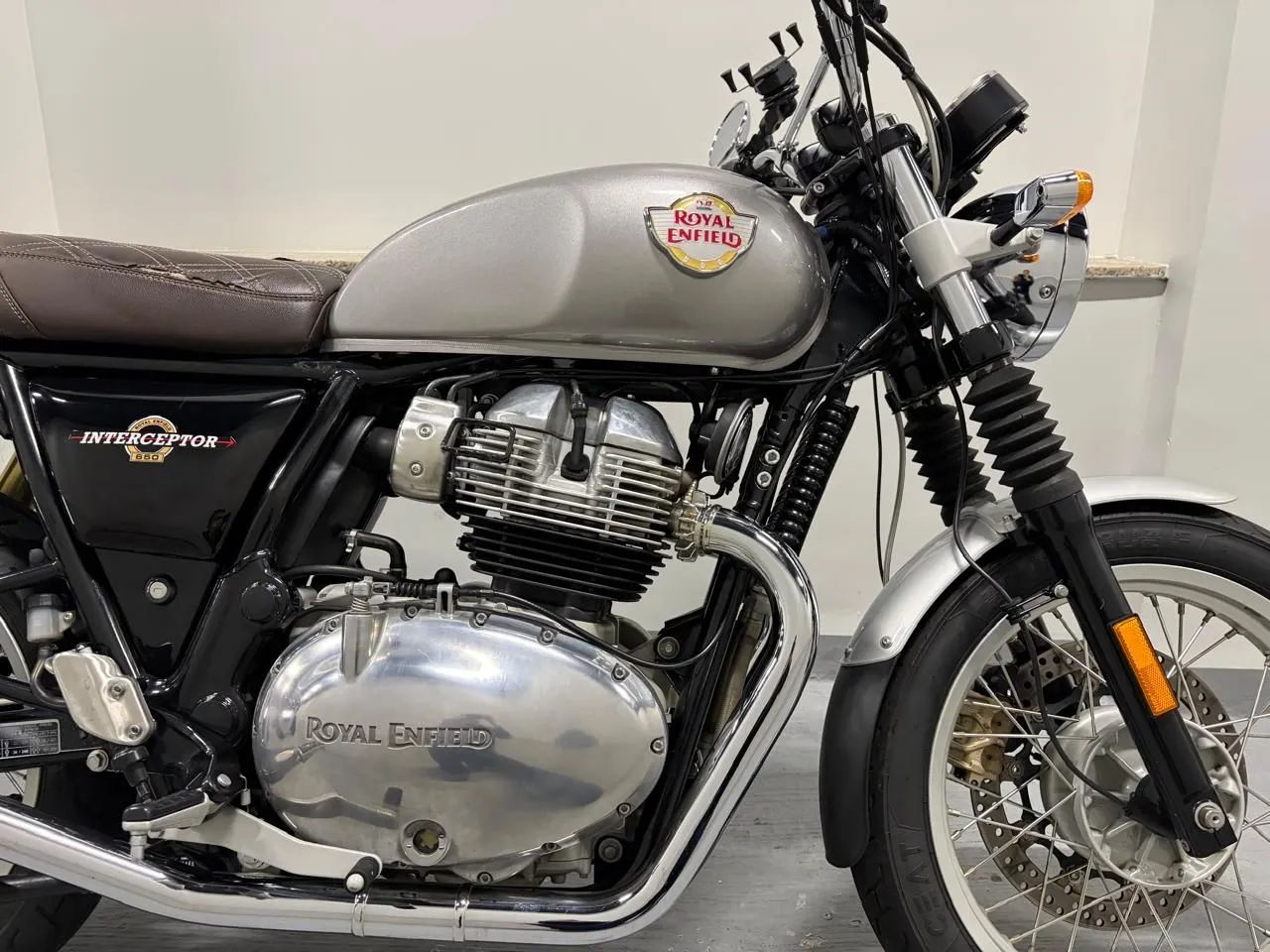 Royal Enfield Interceptor 650 - Foto 2