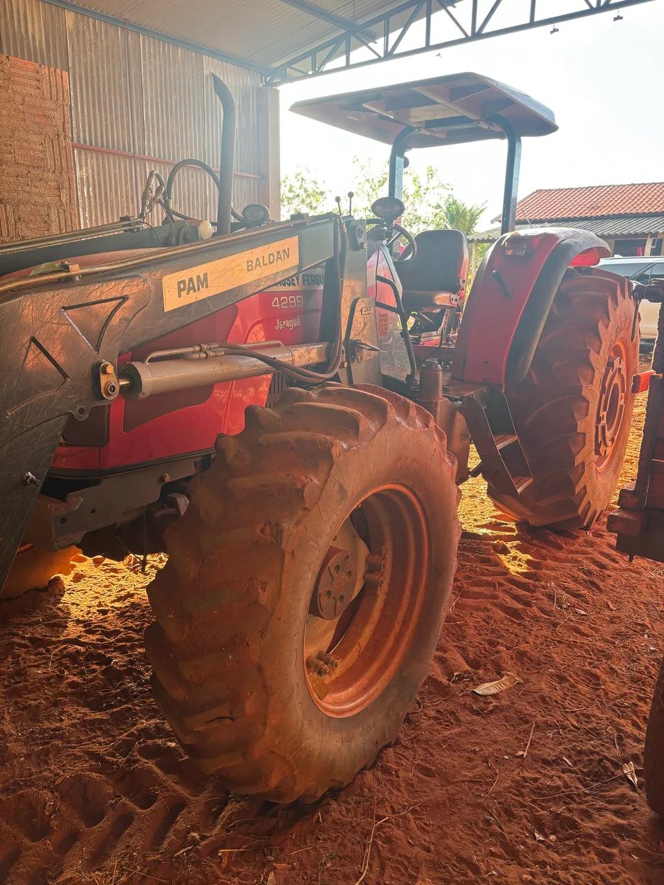 Vendo trator massey fergusson