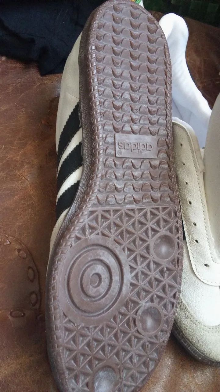 Tênis Adidas de Camurça  - Foto 2