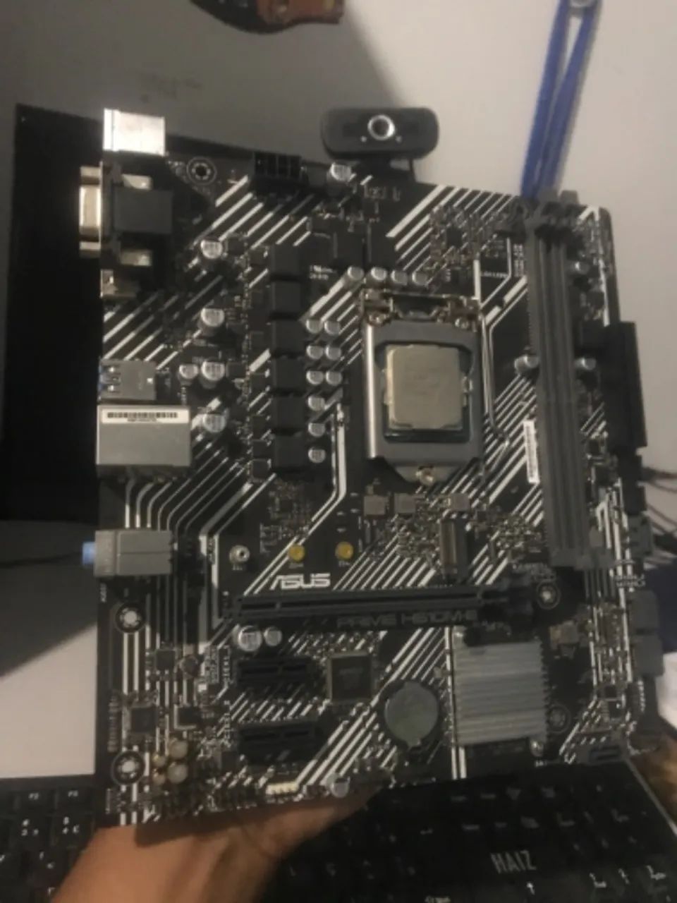 Placa mãe H510M-E funcionando perfeitamente 