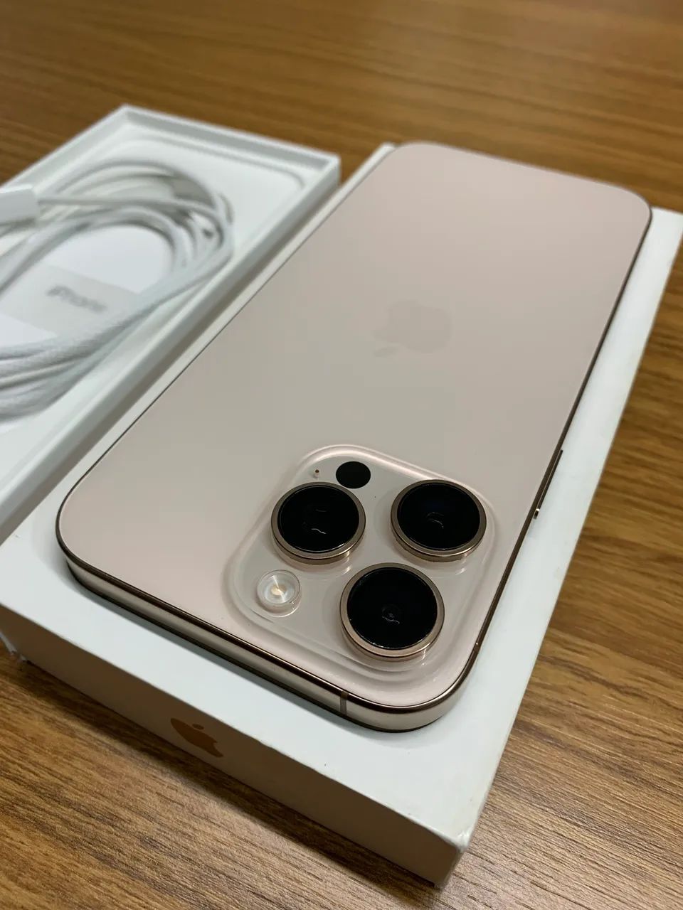 iPhone 16 Pro Max - 256gb - Foto 4