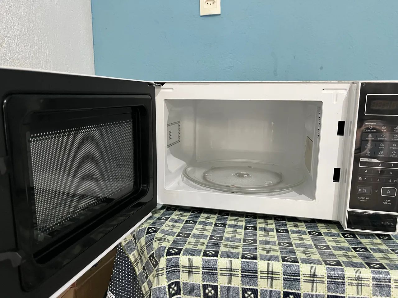 Microondas Semi novo  - Foto 3