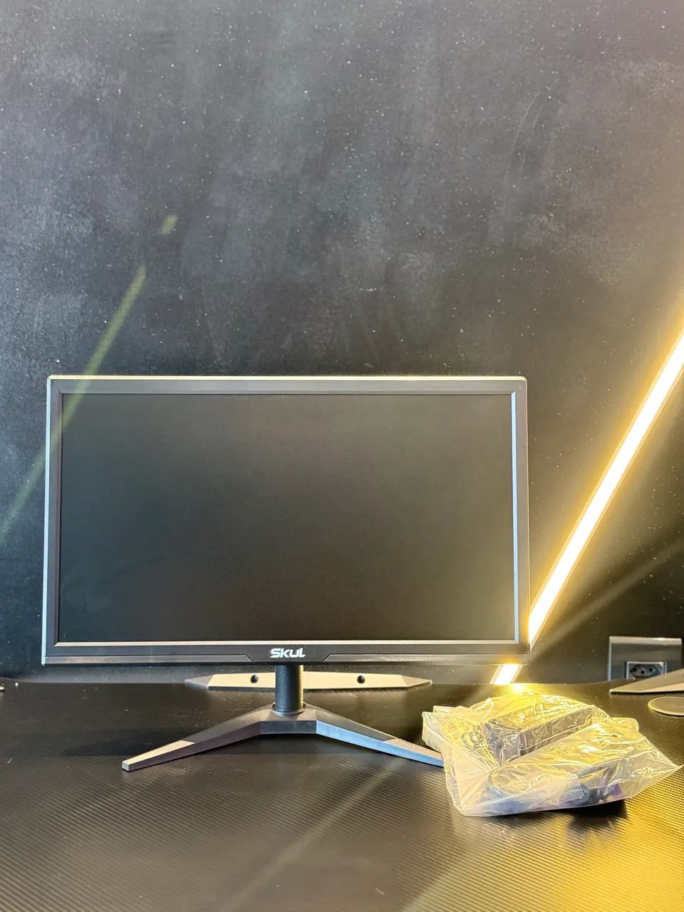 Monitor 19,5 75hz HDMI/VGA NOVO