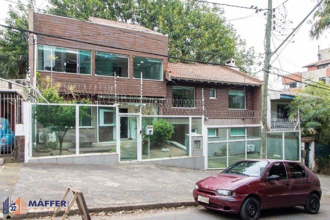 Excelente casa comercial com aproximadamente 300m² de área construída - Foto 2