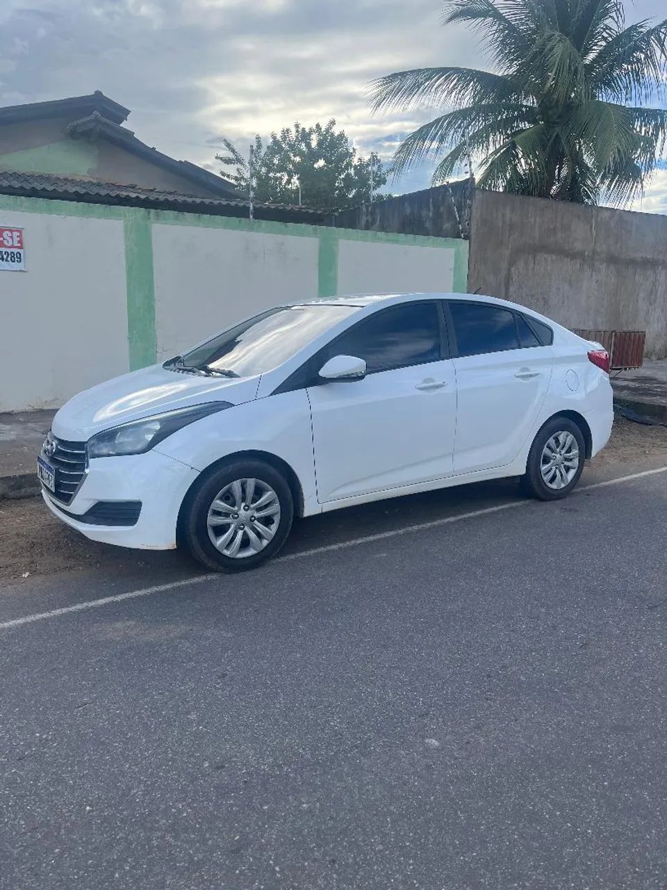 Hyundai HB20S C.plus/c.style1.0 Flex 12V Mec. 4P 2016 - Foto 4