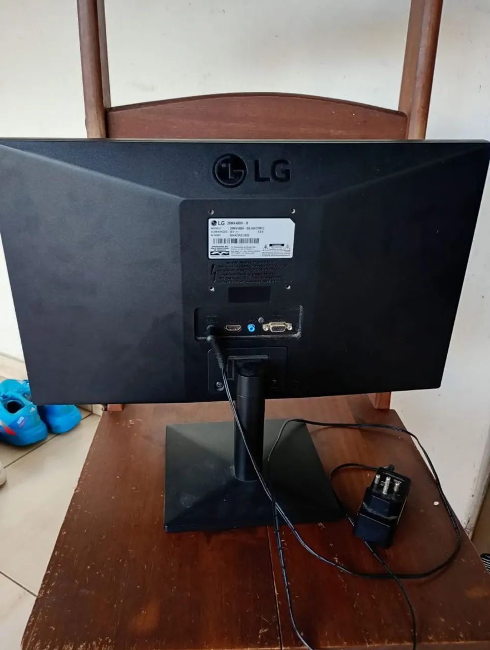 Monitor 20 polegadas lg funcionando perfeitamente  entrada hdmi vga e fone de ouvido  - Foto 3