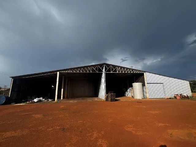 GALPAO 1.500 m²