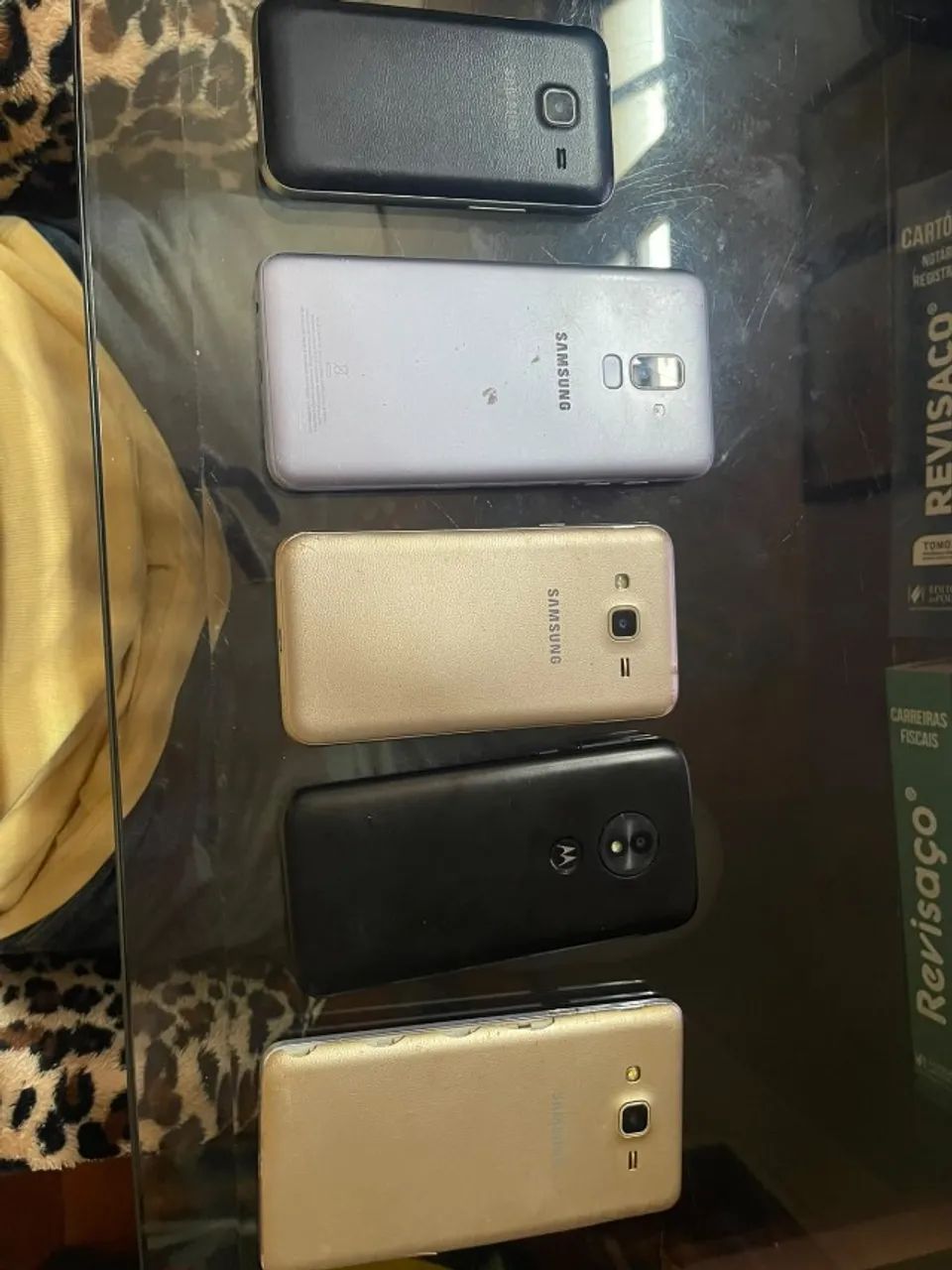 Lote com 5 celulares Samsung e Motorola - Foto 2