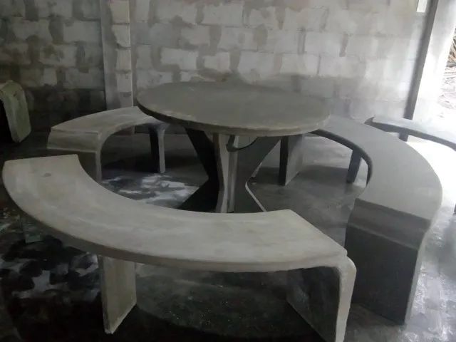 Mesa e bancos de Concreto para praça e Jardim