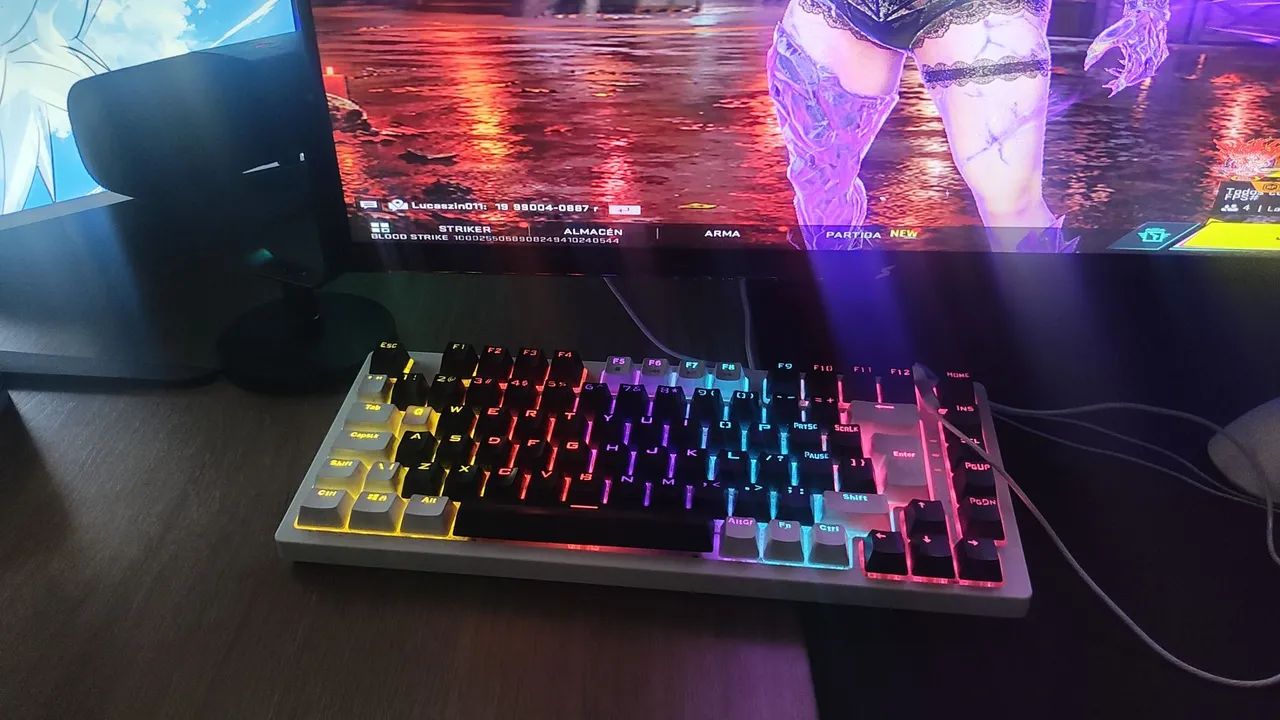 Teclado Switch Vermelho + Attack Shark X11