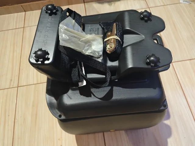 Baú 100L ICBras, com suporte incluso - Foto 4