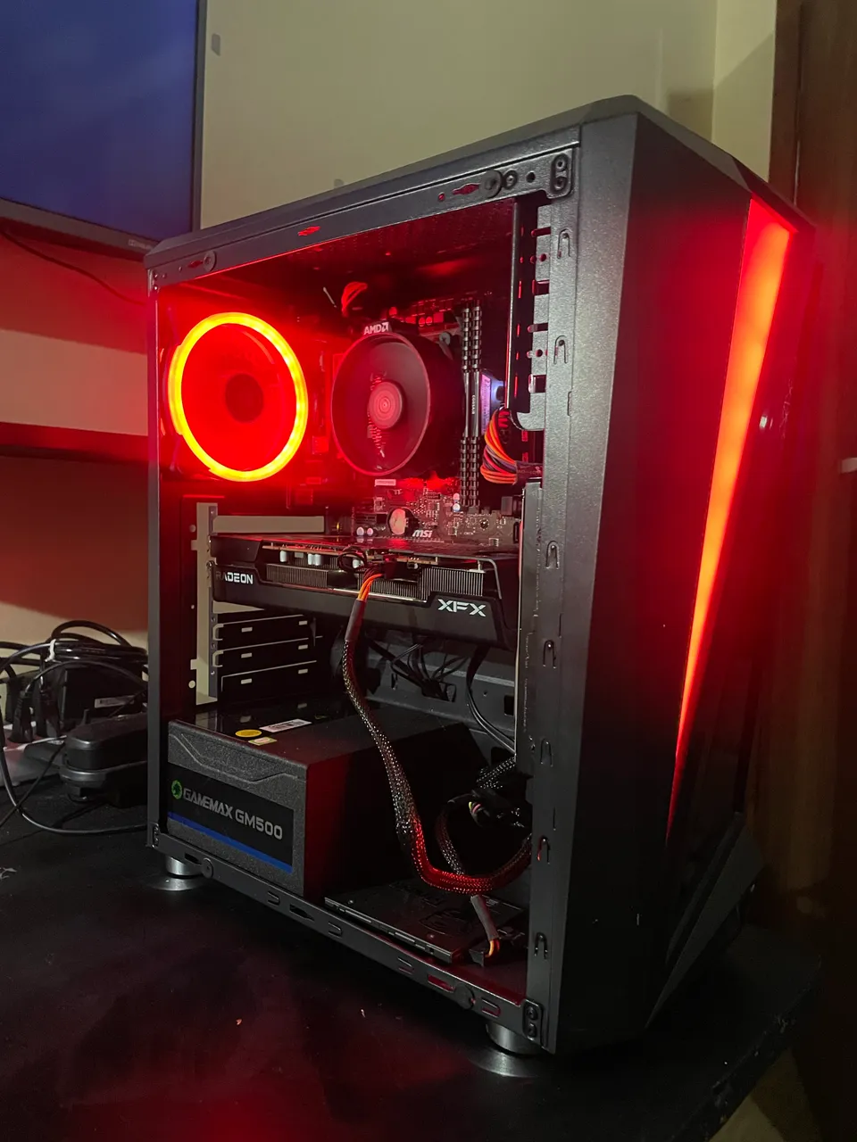 PC Gamer i7 7700K, GTX 1080, Z270F STRIX, 16GB RAM, 500GB SSD