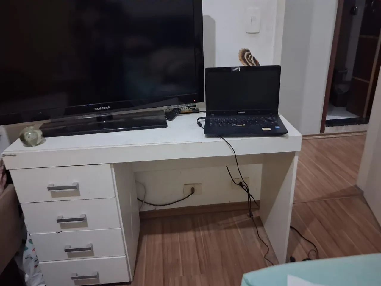 Mesa para computador de madeira  - Foto 3