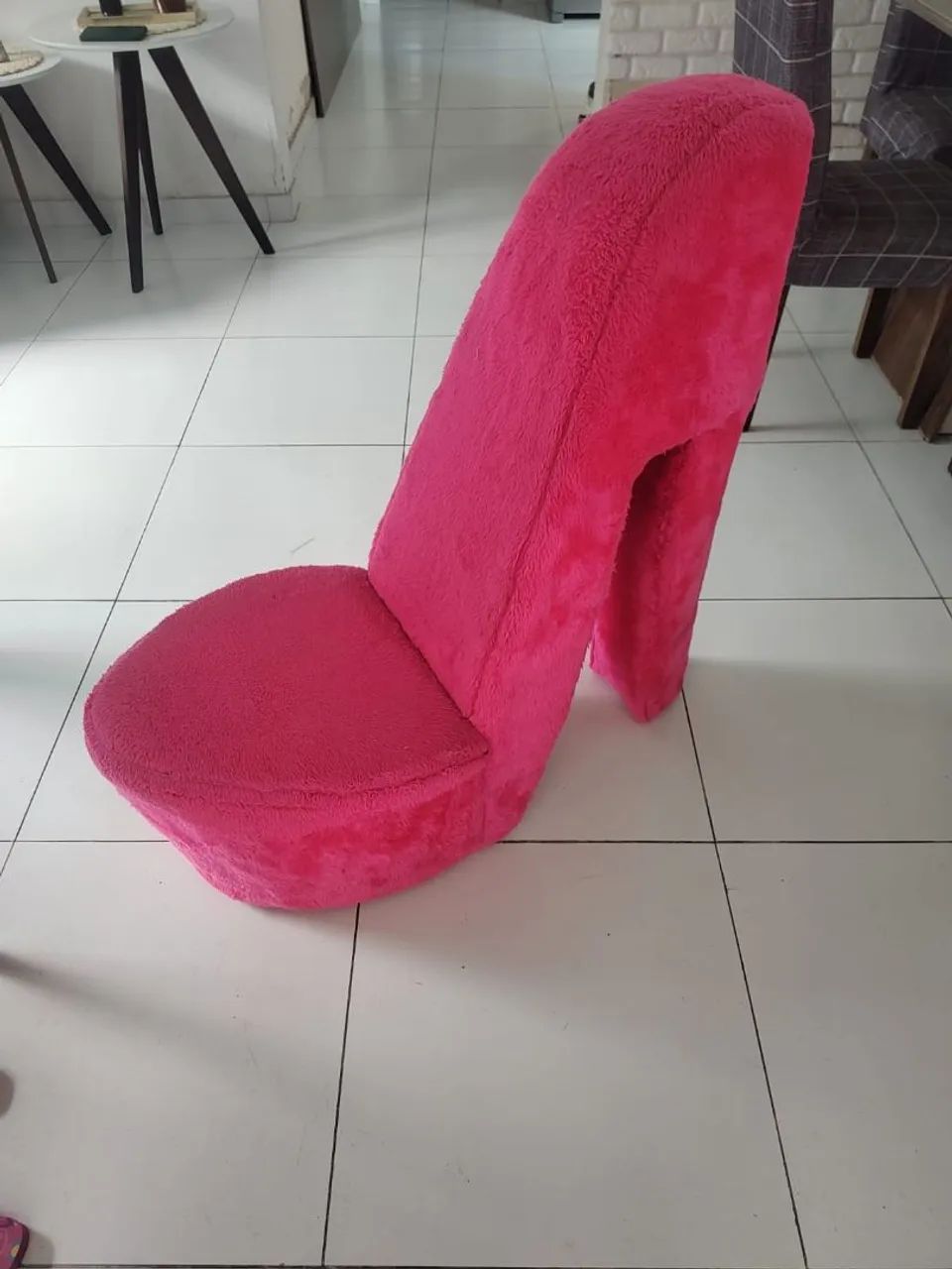 Cadeira em formato de sapato alto - Foto 3