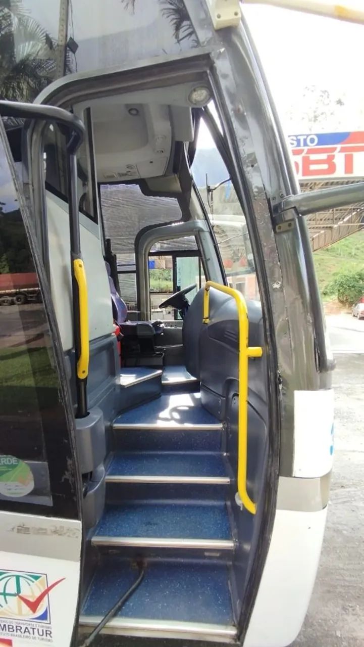 Vendo Ônibus volvo B12R Buscar,Ano 08/09,50 lugares, banheiro,ar condicionado thermo King  - Foto 5