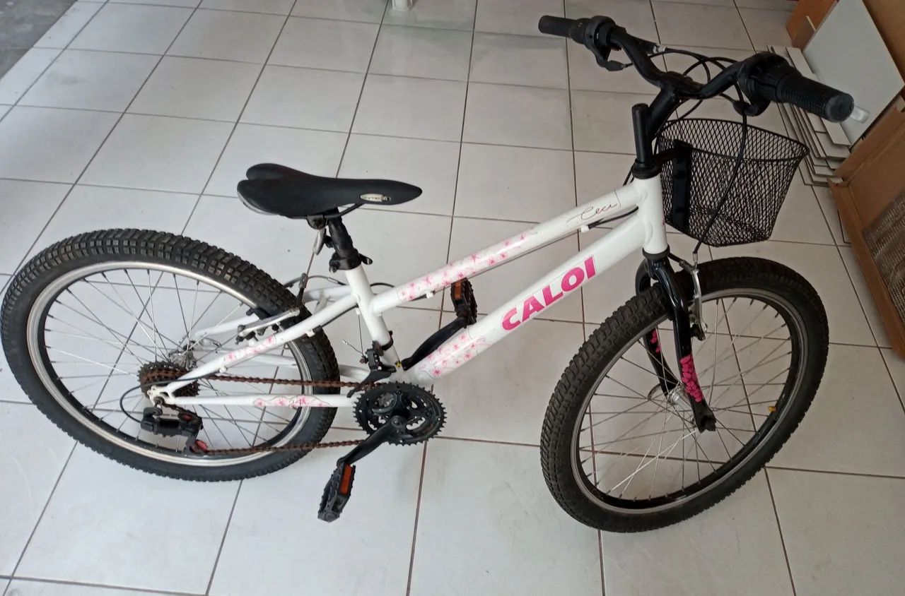 Bicicleta Caloi Ceci aro 24 