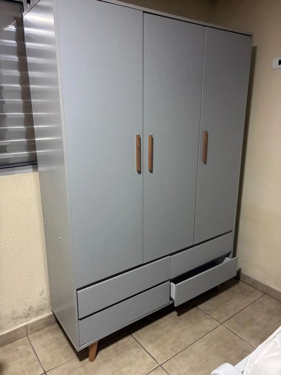 Berço + guarda roupa + cômoda  - Foto 3