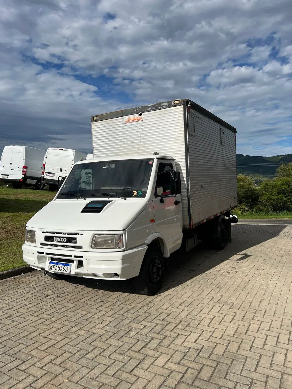 Iveco Daily 5912 2003 Baú - Foto 2