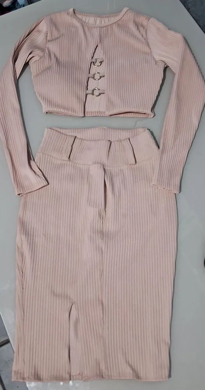 Vendendo essas peças de roupa 