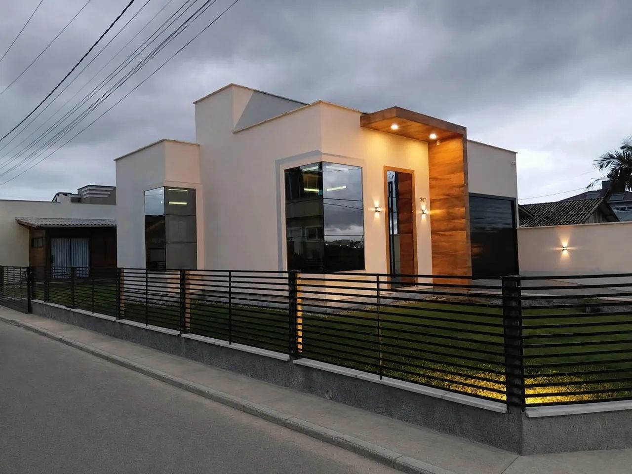 Casa + Escritório de esquina bairro São Martinho - Foto 3