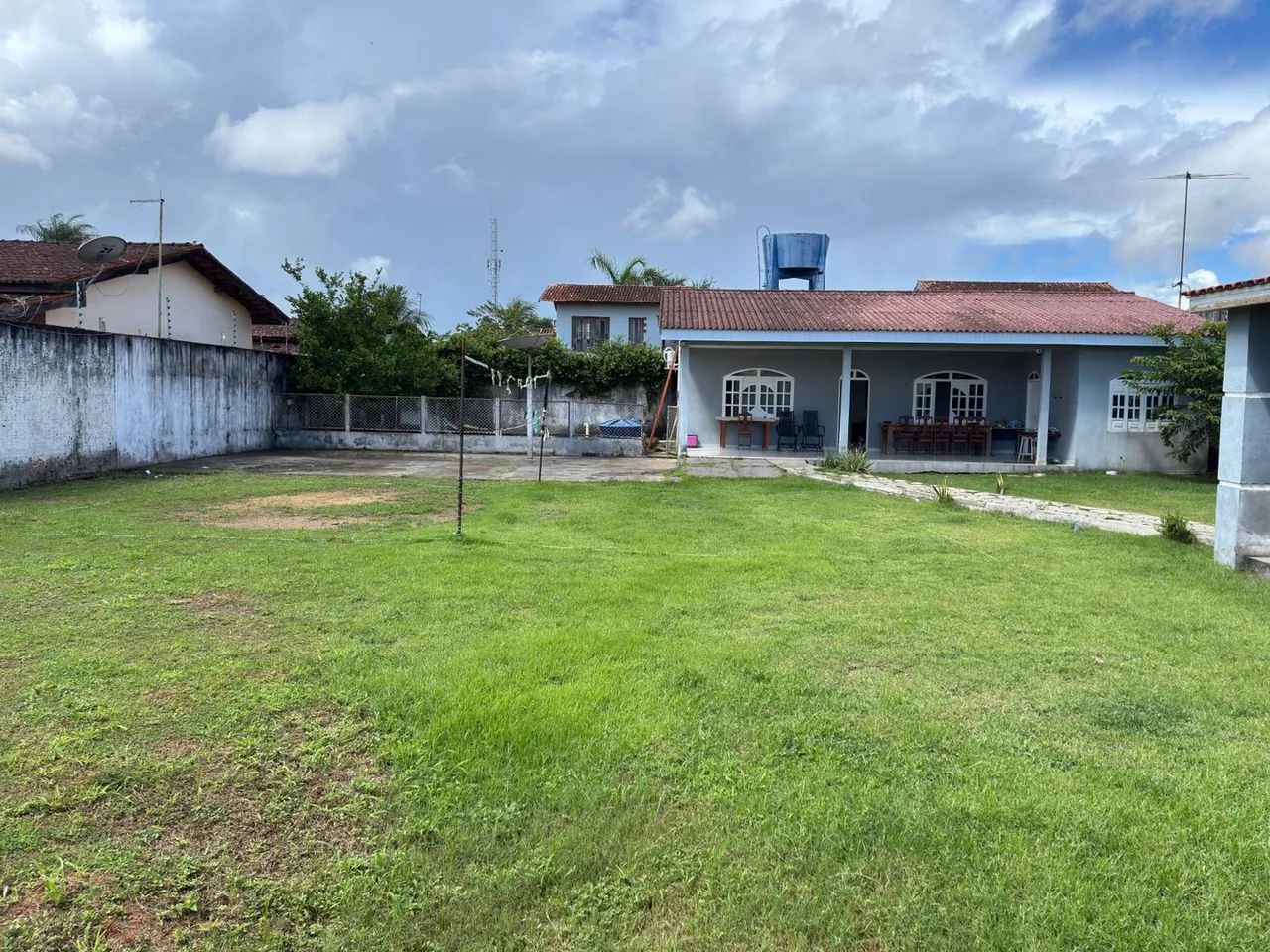 VENDE-SE CASA NA VILA AMAZONAS - 720 m²  - Foto 3