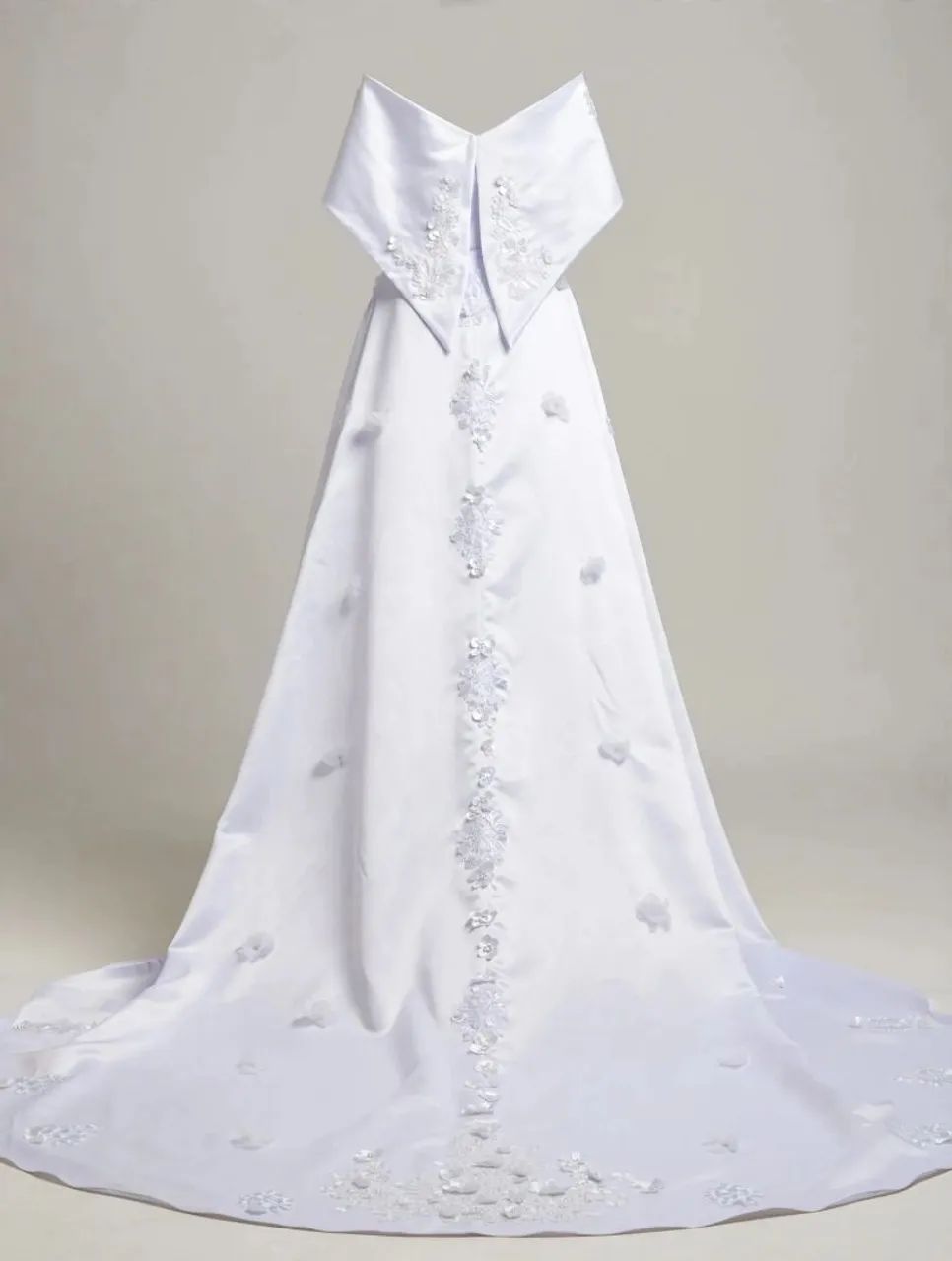 Vestido de noiva usado só uma vez 
