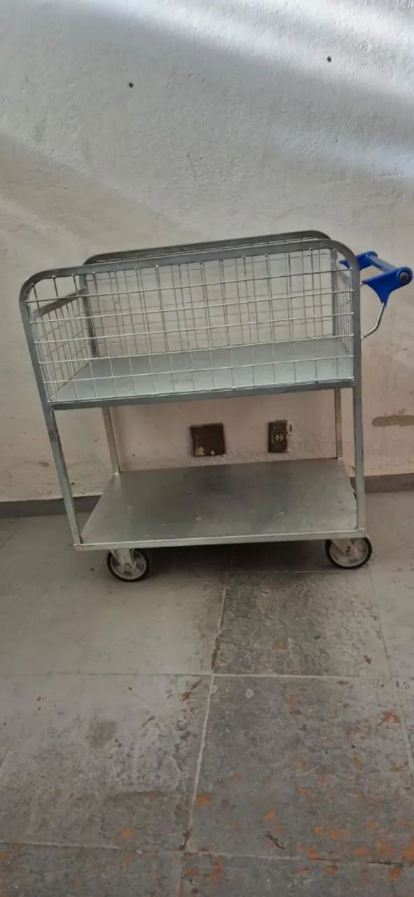 Carrinho Abastecedor de Fundo Alto