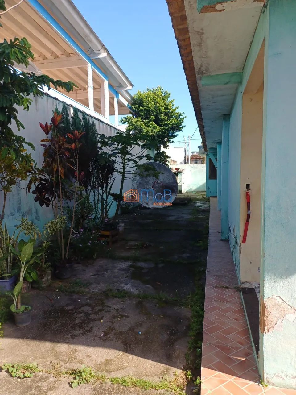 Casa + 3 Apartamentos com Renda de R$3.500/mês. Imóvel versátil para morar e inv - Foto 3