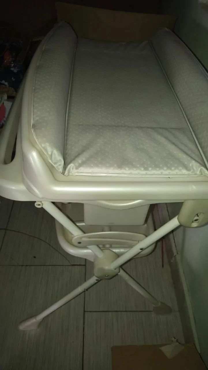 Vendo banheira com trocador 