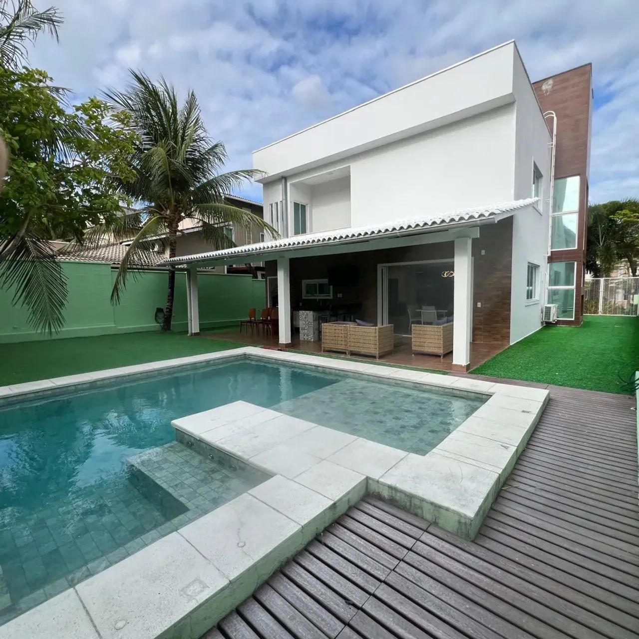 Casa para alugar no Alphaville Eusébio