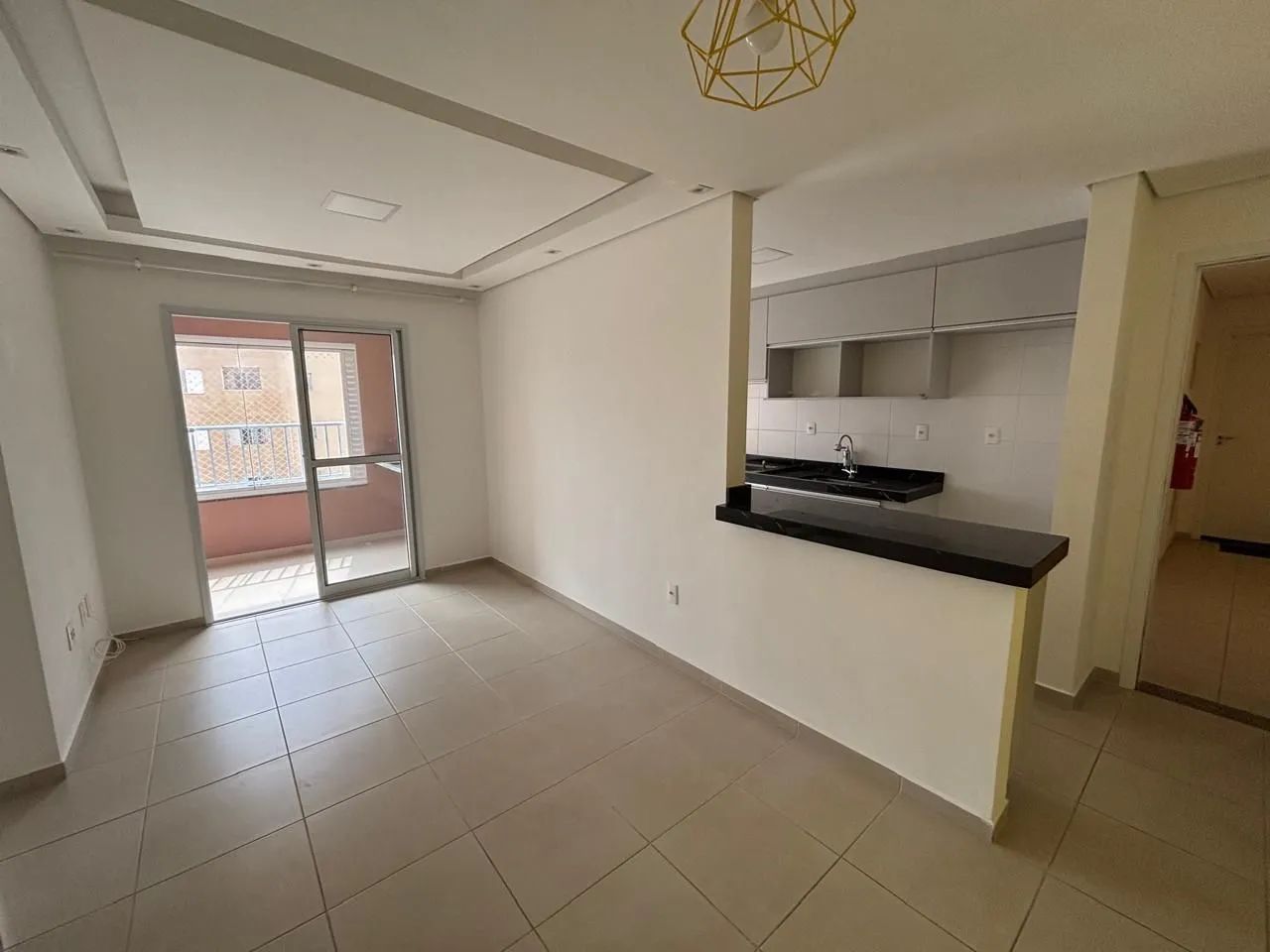 Apartamento com 2 dormitórios, à venda no Edifício Lírios - Jardim São Paulo - Sorocaba/SP