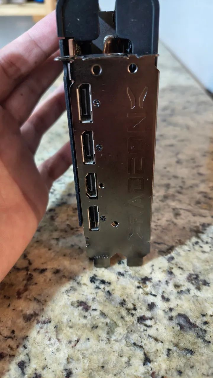 RX 5700 XL 8gb - Foto 4