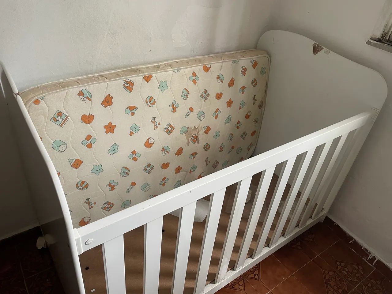 Berço com colchão (usado)  - Foto 2