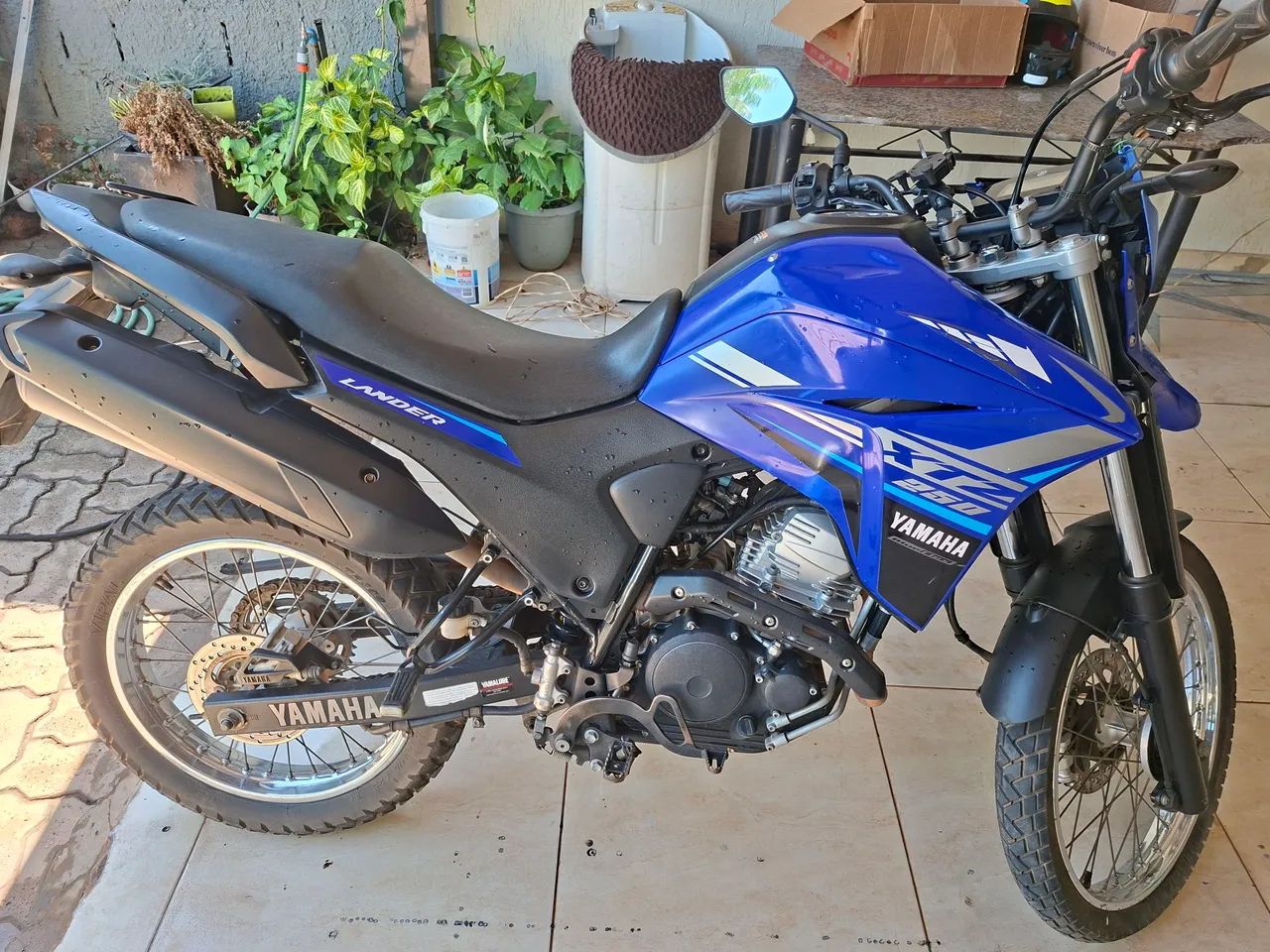Lander 250 - Foto 2