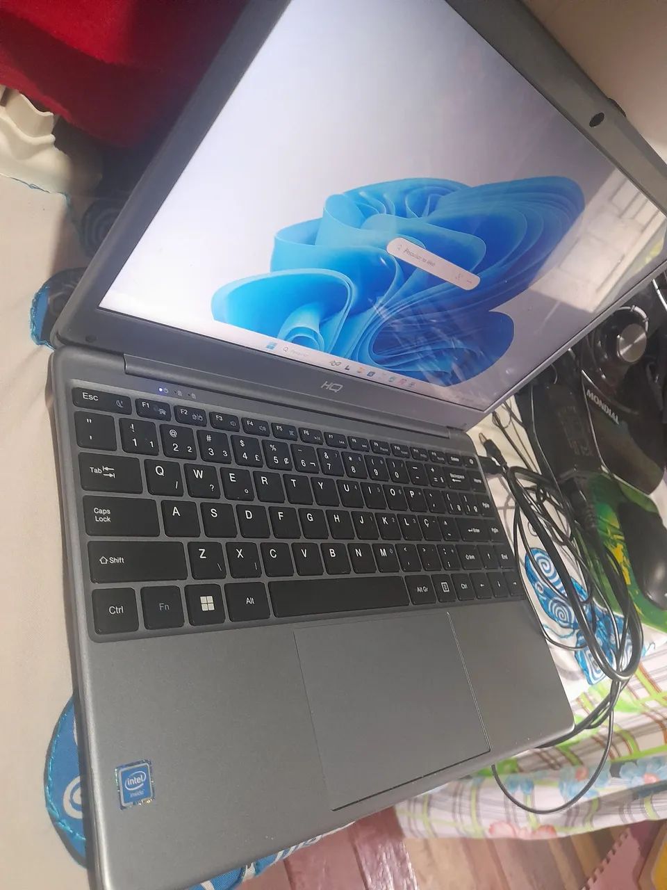 Vende-se Notebook HQ,Windows 11  - Foto 2