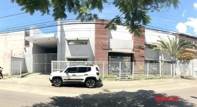 Galpão no Montese na Avenida Expedicionários, 4 salas, 30 vagas, projetado e mobiliado
