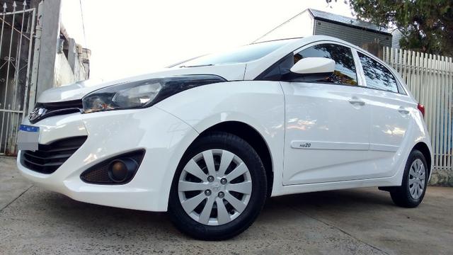 Hyundai Hb20 2015 Completo 1.0 Branco Controle Volante Flex Pneus novos