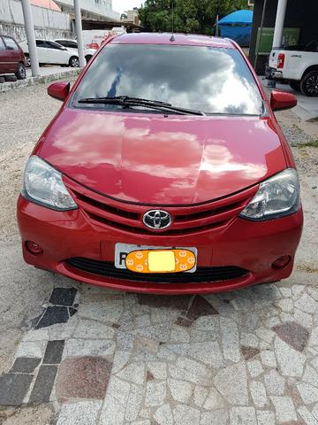 Toyota Etios 1.3 X hatch 2014 particular Novo - Foto 19