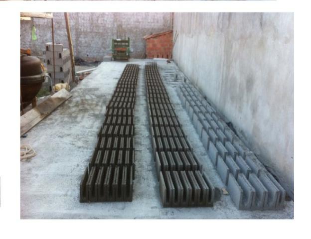 Maquina de bloco de concreto Poedeira Compaq Mak JF6000 Turbo