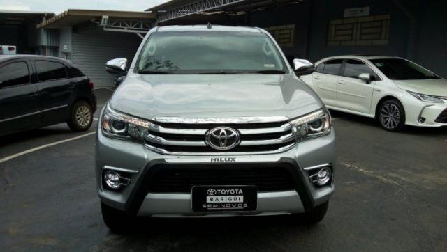 TOYOTA HILUX CD SRX 4X4 2.8 TB AT Prata 2017/2018 - Foto 8
