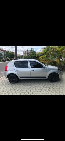 Vendo Sandero 1.0 FLEX 2012 - Foto 2